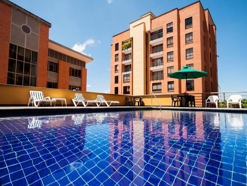 Armenia Hotel Bagian luar foto