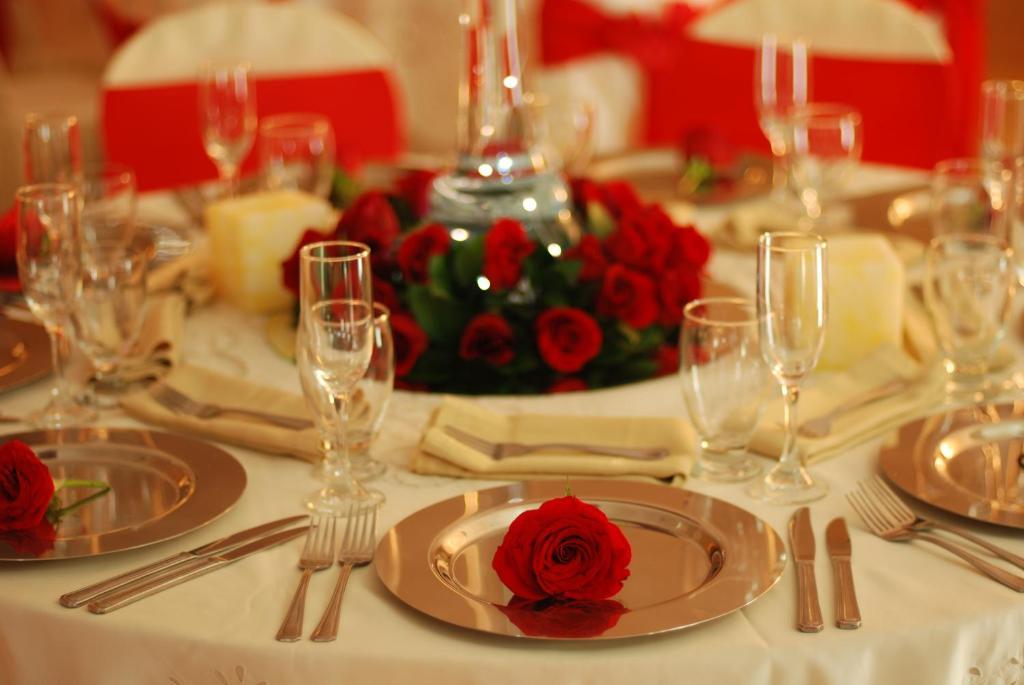 Armenia Hotel Bagian luar foto